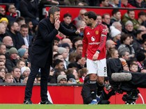 Respons Bruno Fernandes Usai MU Pertahankan Carrick