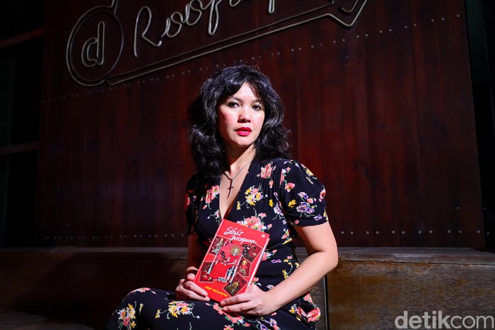 Novelis Intan Paramaditha Bincang Kreatif di Kantor detikcom