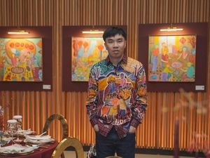 Mahasiswa Autistik Ini Pameran Lukisan untuk Galang Donasi Bencana Sumatera