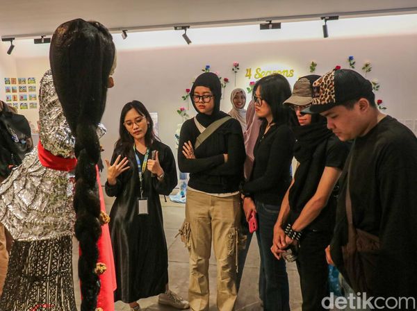 Pameran Seni di TIM Sedot Perhatian Pengunjung
