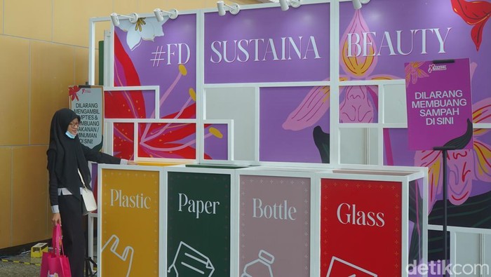 Booth FD Sustain Beauty Fasilitasi Daur Ulang Empties di Surabaya X Beauty