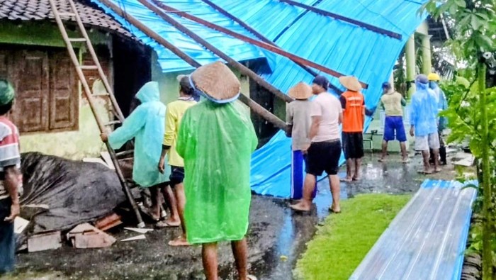 18 Rumah di Sempu dan Muncar Banyuwangi Rusak Imbas Puting Beliung