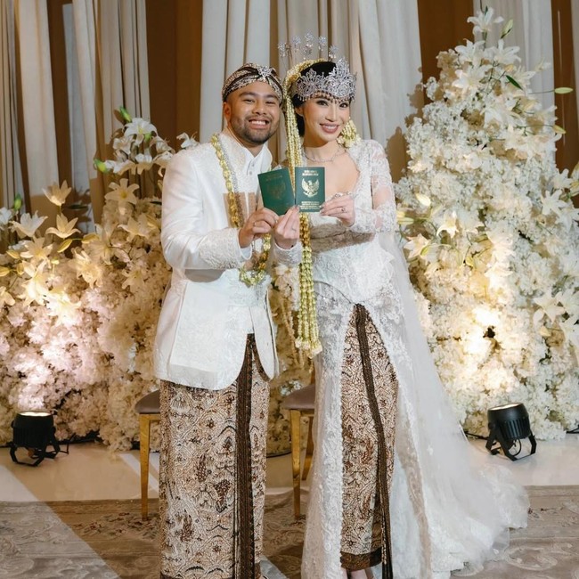 Congrats! Pangeran Jaksel Resmi Nikahi Angie Prijanto