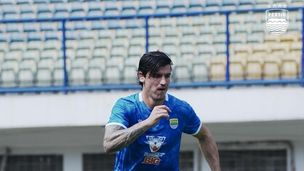 Sergio Castel.