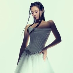 BLACKPINK Bak Pahatan Seni di Foto Terbaru Comeback Deadline