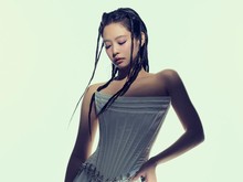 BLACKPINK Bak Pahatan Seni di Foto Terbaru Comeback Deadline