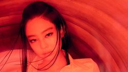 BLACKPINK Bak Pahatan Seni di Foto Terbaru Comeback Deadline