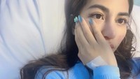 Diva Siregar mengaku kecelakaan mobil terjadi pertama kali. Perut masih sakit, karena kebentur mobilnya yang sampai terbalik, kan, tuturnya. (Foto: dok Instagram divasiregar__)