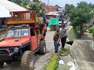 Tanah Gerak di Tegal Terus Berlangsung, Warga Ramai-ramai Kosongkan Rumah