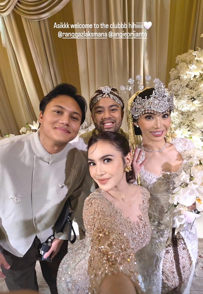 Entah kebetulan atau disengaja, Mahalini sendiri akan menggelar konser bertajuk Koma, sesuai dengan nama album yang dirilisnya menjelang akhir 2025. Foto: Dok. Instagram Mahalini, Asky Febrianti