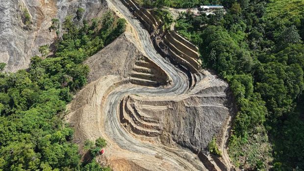 Jalan Trans Papua Ruas Jayapura – Wamena Segmen Mamberamo – Elelim sepanjang 50,14 Km. (Dok. PT Hutama Mambelim Trans Papua)