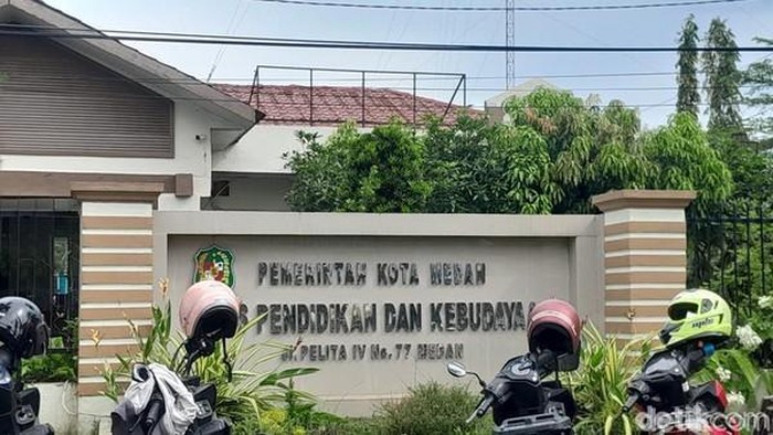 Kantor Disdikbud Medan. (Rechtin Hani Ritonga/detikSumut)