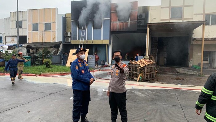 Cisadane Terancam, Polisi Selidiki Kebakaran Pabrik yang Membikin Contaminasi Mengerikan