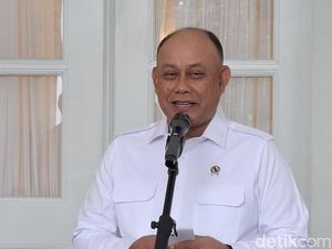 Video: Respons Kepala BGN soal Viral Mobil SPPG Dipakai untuk Wisata