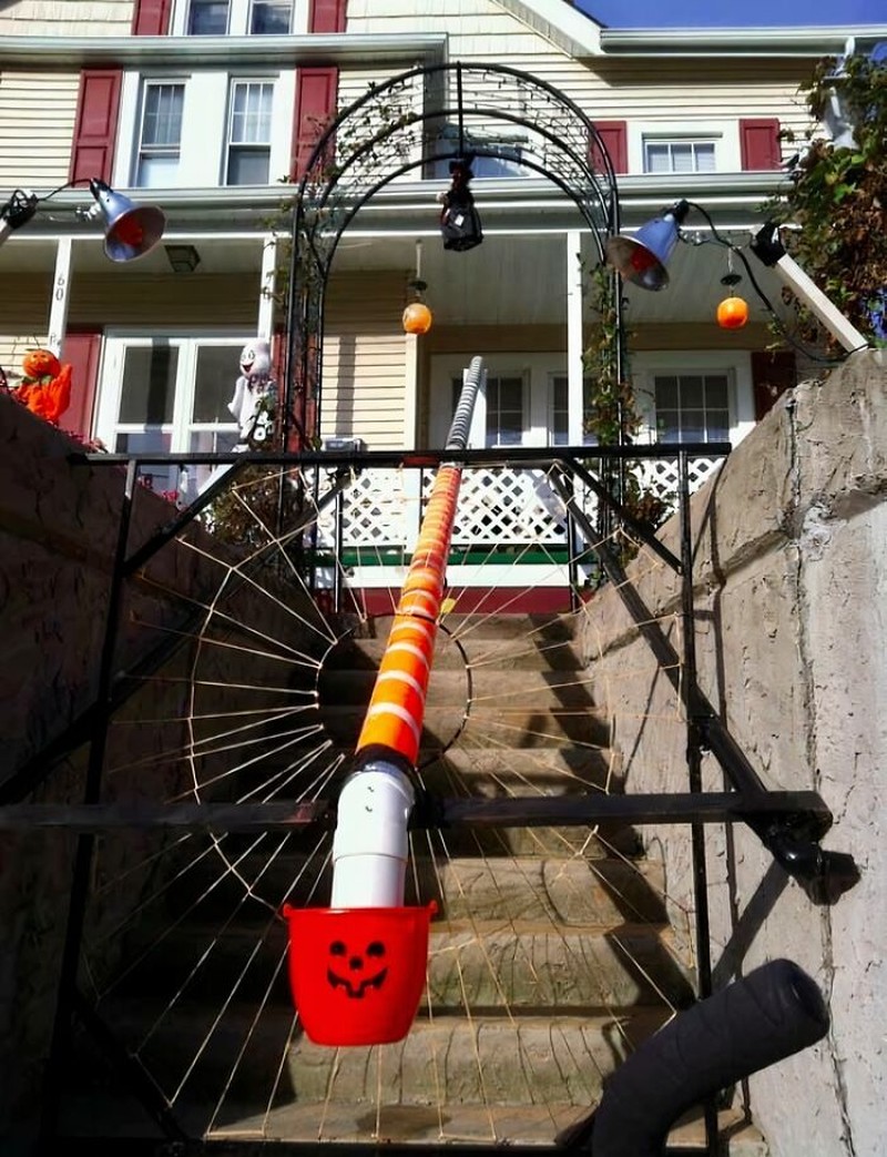 Namanya baru hidup sekali di era pandemi, kepanikan muncul di mana-mana. Bersyukur pandemi COVID-19 sudah berakhir ya, detikers.