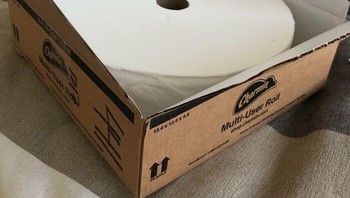 Jualan tisu era COVID-19 menjanjikan juga. Soalnya termasuk komiditi paling dibutuhkan. Foto: Mikebenitez10 via Bored Panda