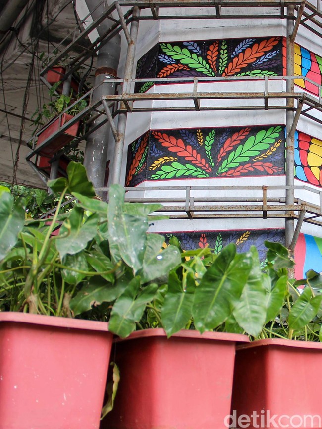 Kolong Flyover Pasar Rebo Ditata Lebih Estetik