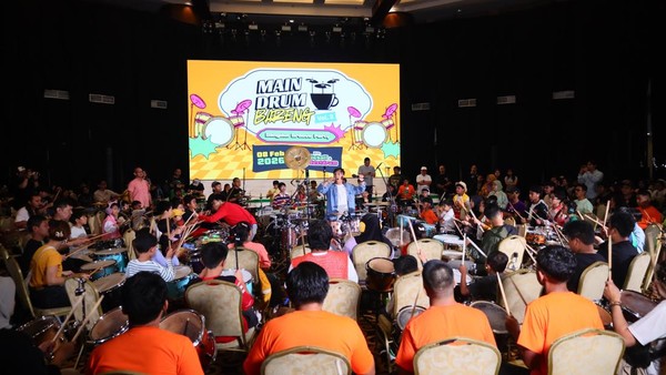 Main Drum Bareng Vol 3: Ratusan Drummer Tumpah Ruah di Dangdut Groove Party