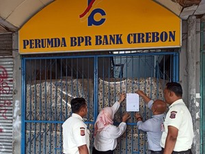 OJK Cabut Izin BPR Bank Cirebon, Nasabah Diminta Tetap Tenang
