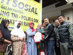 Social Riding TNI-Polri di Kediri Sapa Warga dan Bagikan Ratusan Sembako