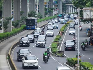 Jalan Rasuna Said Sudah Bersih dari Tiang Monorel, Penataan Rampung Juni