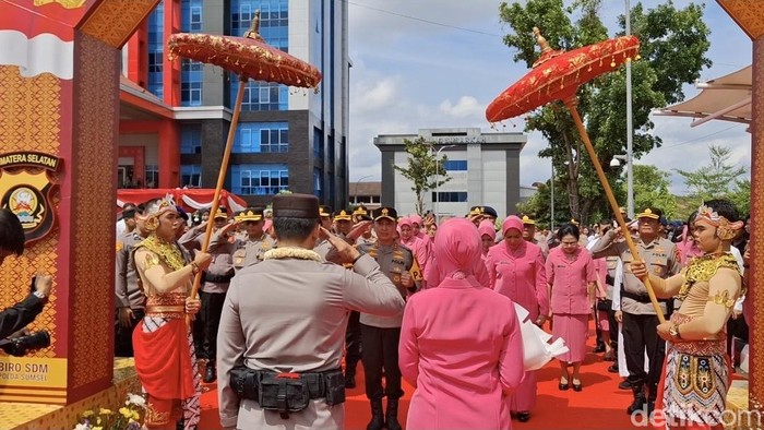 Harapan Irjen Sandi Nugroho Usai Serah Terima Jabatan Kapolda Sumsel