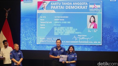 Puluhan Kader Baru dari Komunitas Tionghoa Bergabung ke Demokrat