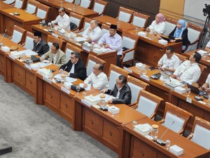 BPJPH: Jual Babi-Alkohol Tak Masalah, Negara Cuma Minta Cantumkan Non-halal