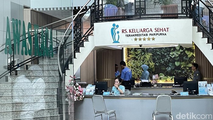Suasana di RS KSH Pati tempat puluhan siswa dirawat karena diduga terindikasi keracunan MBG, Senin (9/2/2026).