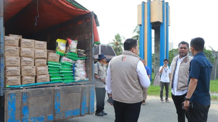 Sejumlah bahan pokok yang akan disalurkan ke Kabupaten Mahakam Ulu. (Dokumentasi Polresta Samarinda)