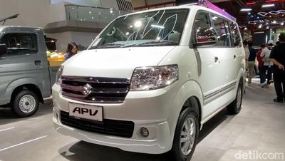 Suzuki APV 22 Tahun Betah Pakai Wajah Lama, Harga Barunya Rp 250 Jutaan