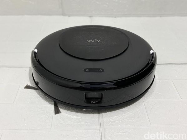 Tampilan Eufy Omni C20, Vacuum Cleaner yang Jago Bersih-bersih