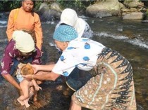 Tradisi Kupek Tuhun Mandi, Budaya Leluhur Ogan-Muara Enim yang Penuh Makna