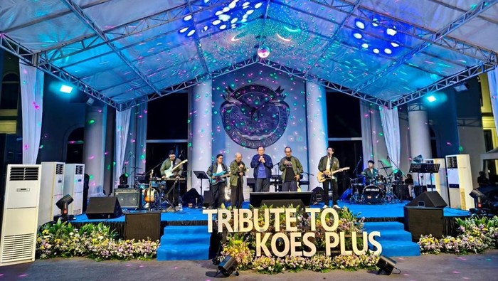 SBY gelar Tribute to Koes Plus di Plaza Museum & Galeri SBY*ANI, Pacitan, Jawa Timur.