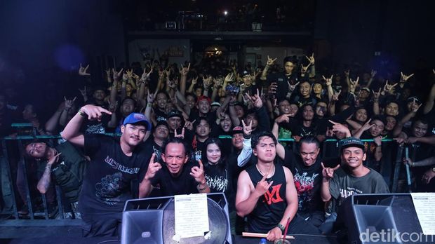 Unit brutal death metal dari Tanah Sunda, Jasad, menghentak panggung Mocking The Wretched Asia Tour 2026 di Nebula Social Space, Denpasar, Bali, Minggu (8/2/2026) malam. (Foto: Aryo Mahendro/detikBali) Unit brutal death metal dari Tanah Sunda, Jasad, menghentak panggung Mocking The Wretched Asia Tour 2026 di Nebula Social Space, Denpasar, Bali, Minggu (8/2/2026) malam. (Foto: Aryo Mahendro/detikBali)
