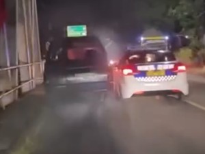 Kronologi Mobil Dirusak Massa di Kediri Ternyata Pelaku Tabrak Lari