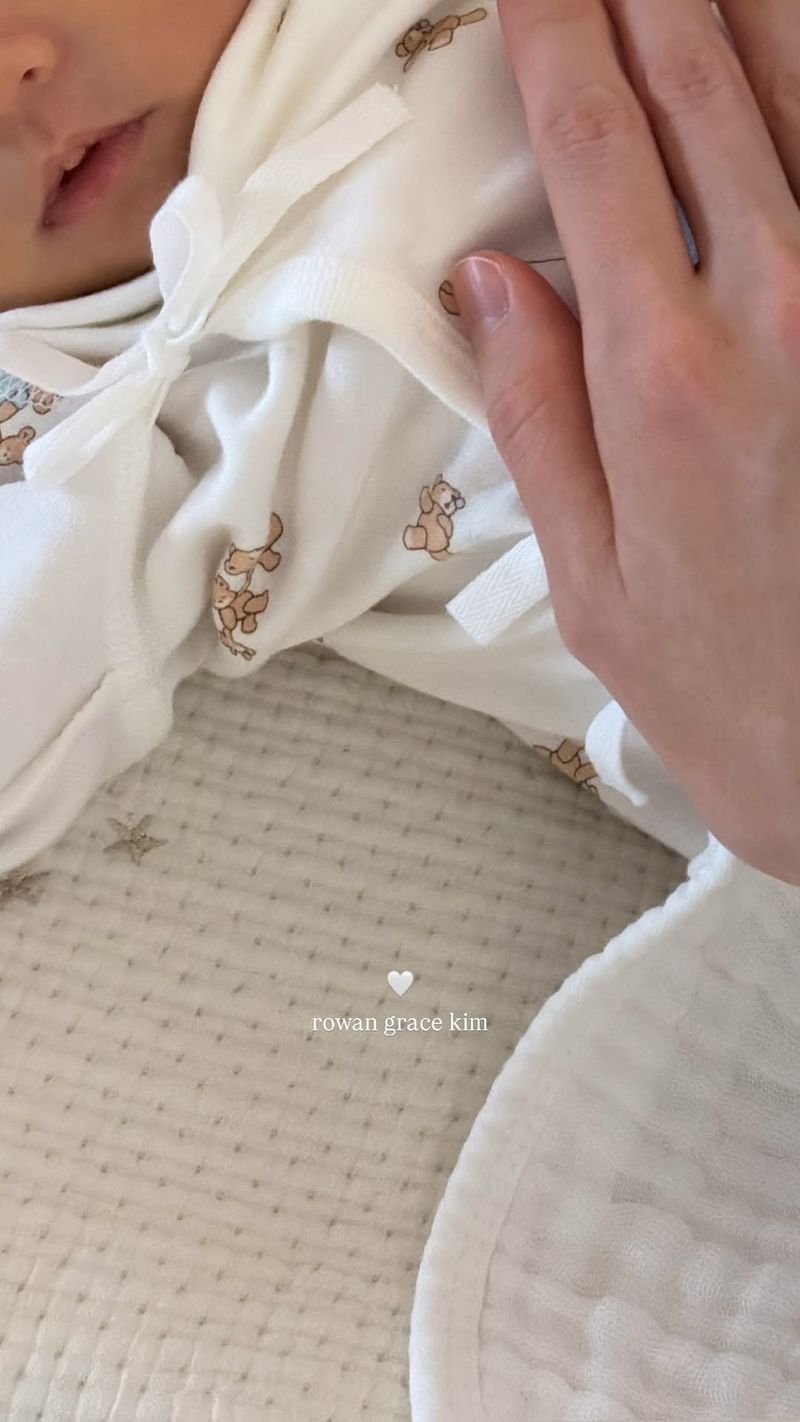 Anak Pertama Kim Dong Wook & Stella Kim