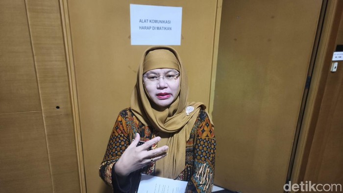 Kadinkes Jabar, Vini Adiani Dewi