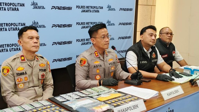 Polisi Bongkar Peredaran Obat Ilegal di Jakut, 2 Orang Ditangkap