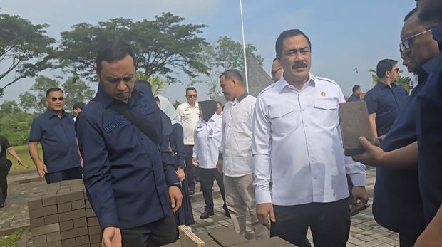 Ketua Komisi XIII Willy Aditya dan Menteri Imigrasi dan Pemasyarakatan (Imipas) Agus Andrianto mengunjungi Balai Latihan Kerja (BLK) FABA