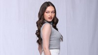 Kimberly Angela pertama-tama mengungkapkan green flag dari cowok. Karena aku masih muda, yang seperti mengetahui bahwa apa yang Anda lakukan saja gitu. Strict, tapi have fun. Punya visi dan misi, ujarnya dilihat di YouTube TS Media, Rabu (11/2/2026). (Foto: dok Instagram kimberlyangxla)