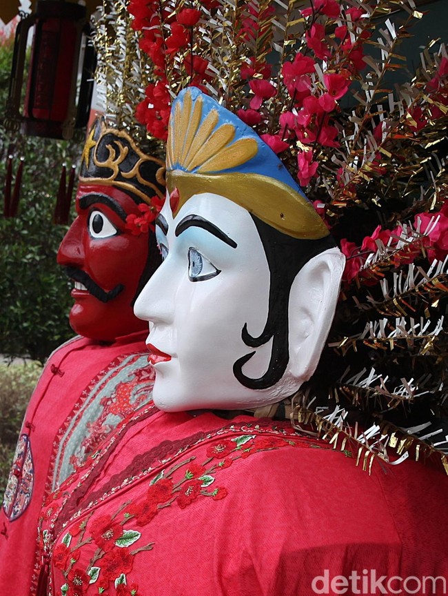 Lampion dan Ondel-Ondel Warnai Pedestrian Sudirman-Thamrin Sambut Imlek