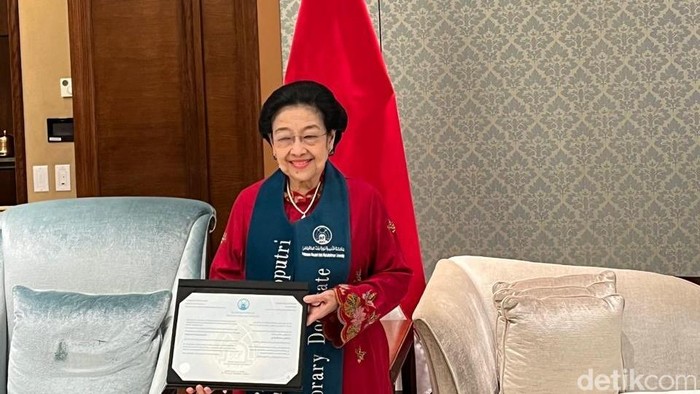 Megawati Soekarnoputri di Riyadh Ketua Umum DPP PDIP Megawati Soekarnoputri