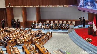 Paripurna DPR Setujui 10 Anggota Dewas BPJS Kesehatan-Ketenagakerjaan