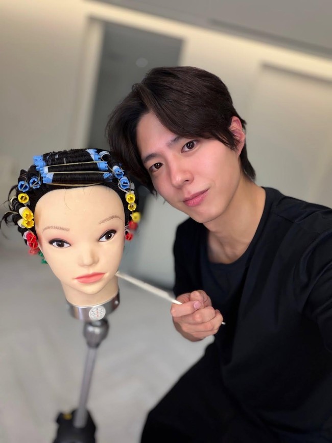 Transformasi Park Bo Gum Jadi Tukang Cukur Rambut, Jalani Cita-cita Kedua