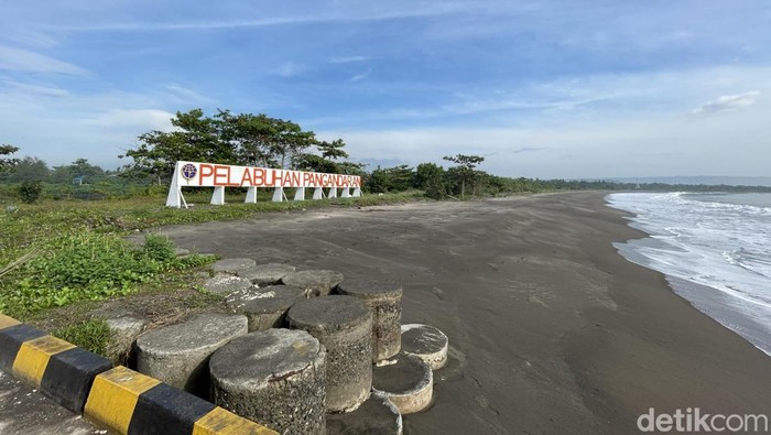 Menanti Denyut Kehidupan Pelabuhan Pangandaran