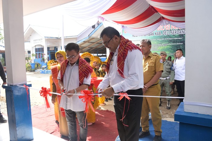 Pemkab Deli Serdang dan Anggota DPR Resmikan 4 Ruang Kelas Baru