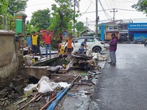 6 Lapak PKL Jual Kambing di Makassar Ditertibkan Usai 34 Tahun Kuasai Trotoar