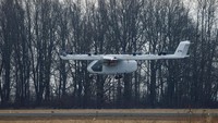 Romeo merupakan prototipe eVTOL berukuran besar dengan bobot sekitar 2,7 ton dan bentang sayap 16 meter. REUTERS/Michaela Stache 
