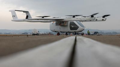 Pesawat Listrik Romeo Debut Terbang di Jerman